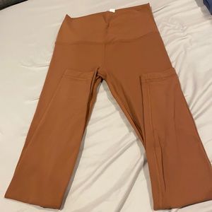 28” align leggings in the color rust